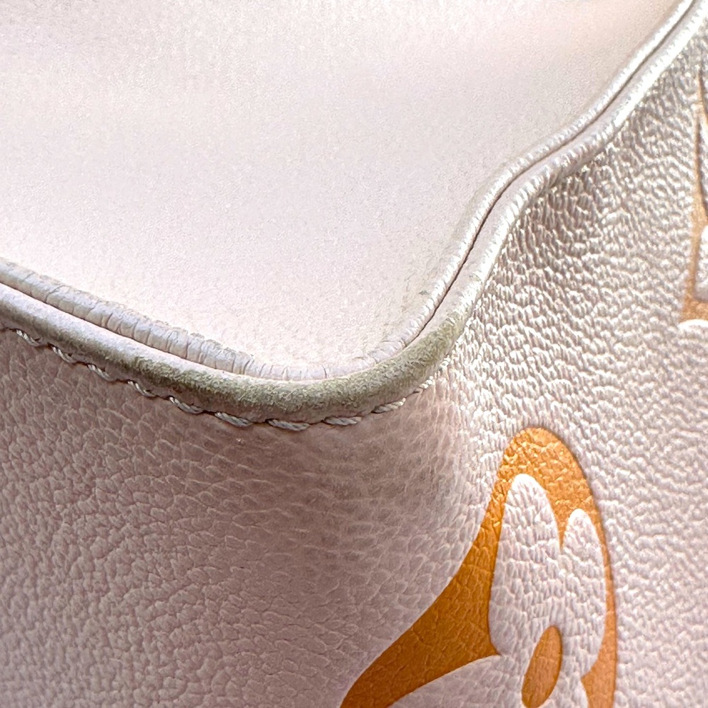 LOUIS VUITTON “ON THE GO” MM LIMITED EDITION. 🔥🔥🔥 - Picture 15 of 15